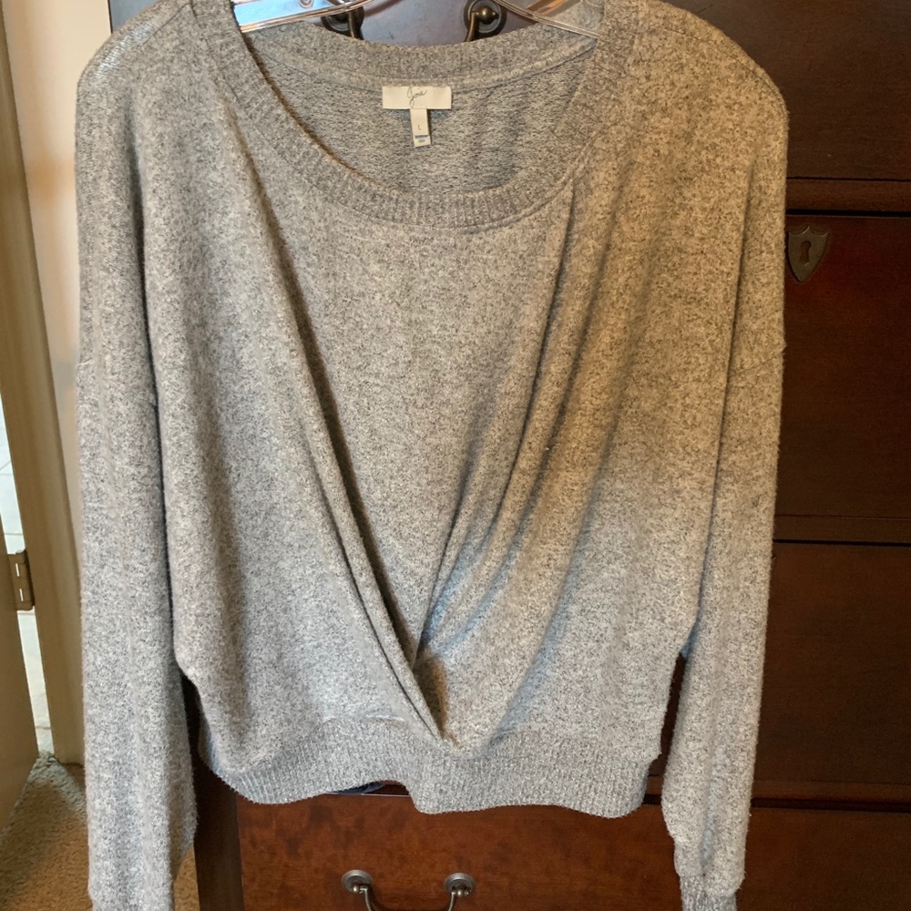 Sweat Shirt